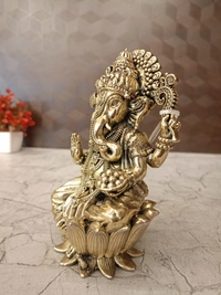 Brass Fine Art Ganesha Sitting On Lotus Idol For Pooja 
