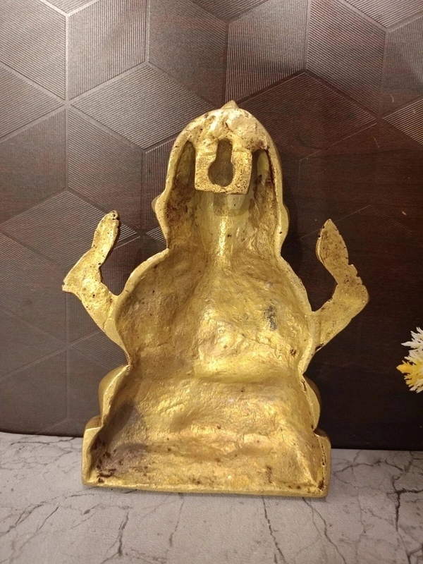 DecorsOne Brass Ganesha Wall Mount 6"