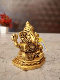 DecorsOne Brass Small ganesha With Designer Base / Embrace Divine Blessings with Our Masterfully Crafted Brass Ganesha Murthi Idol 