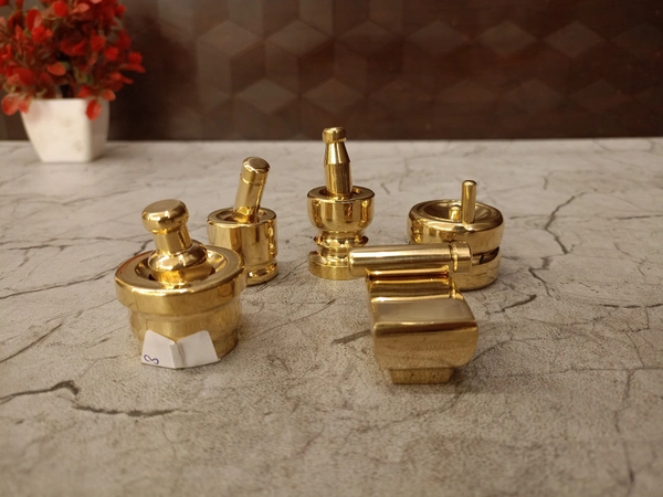 DecorsOne Brass Gowramma Set 1.5"