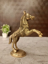 DecorsOne Brass Horse Statue 7″