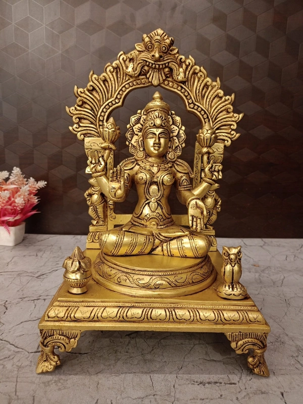 Brass Mahalakshmi with Thiruvachi Idol