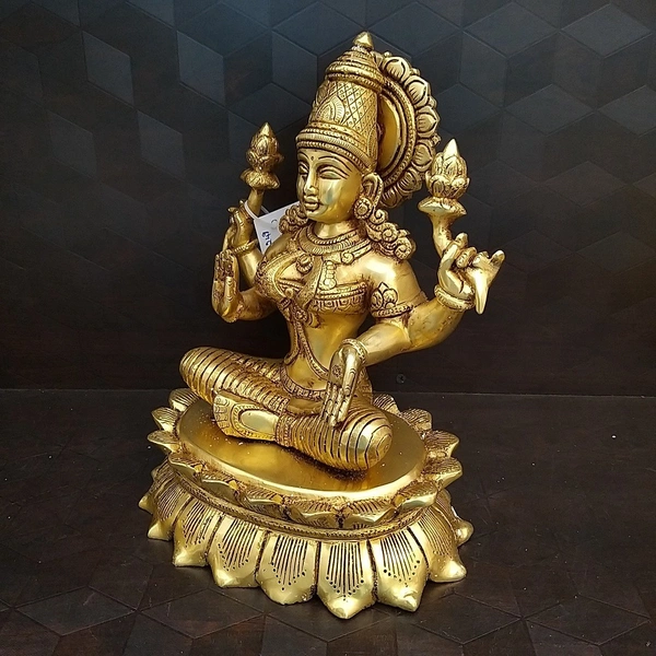Brass Big Superfine Lakshmi Idol