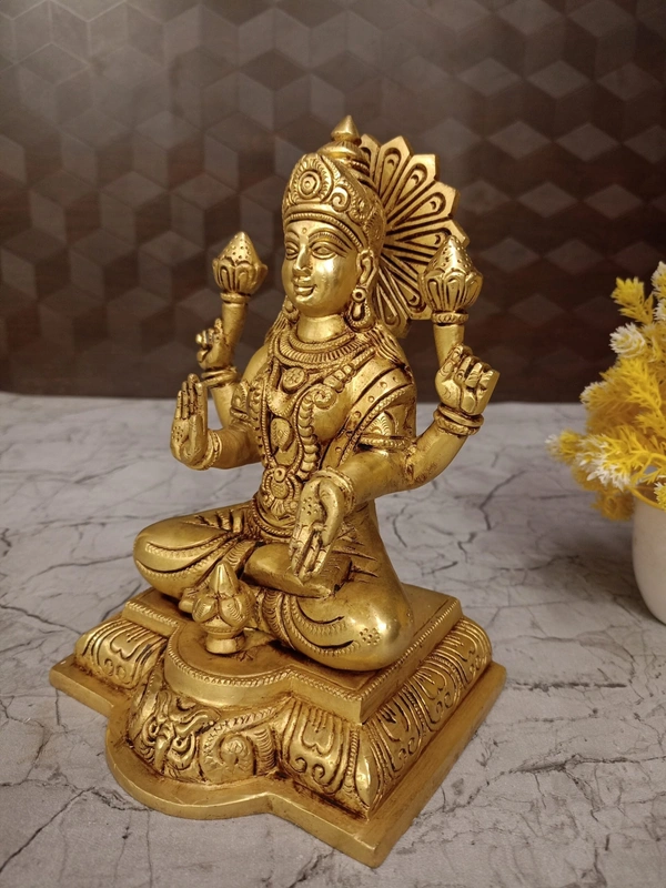  Brass Lakshmi Idol With Kalasam