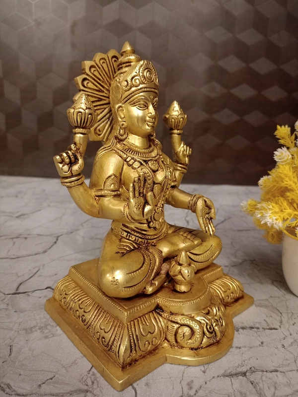  Brass Lakshmi Idol With Kalasam