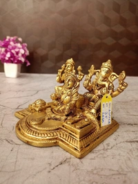 Brass Lakshmi, Kuberar, Gnaesha With Tortoise Idol / Antique And Handicraft Idol 