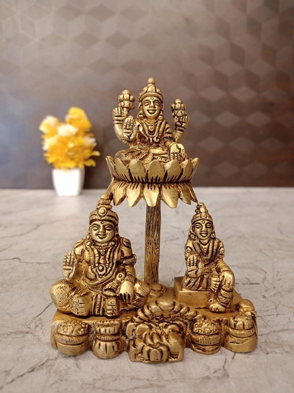 Brass Lakshmi Kuberar Idol 