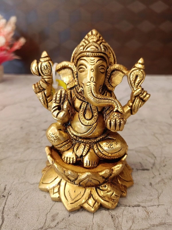 Brass Ganesha Sitting On Lotus / Pure And Antique Finish , Handicraft Statue 