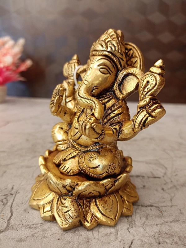 Brass Ganesha Sitting On Lotus / Pure And Antique Finish , Handicraft Statue 