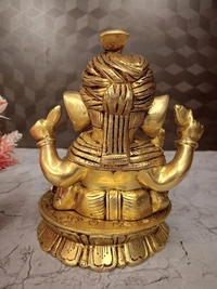 DecorsOne Brass Pagadi Gnaesha Idol 8"