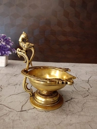 DecorsOne Brass Designer Peacock handle Diya 6″
