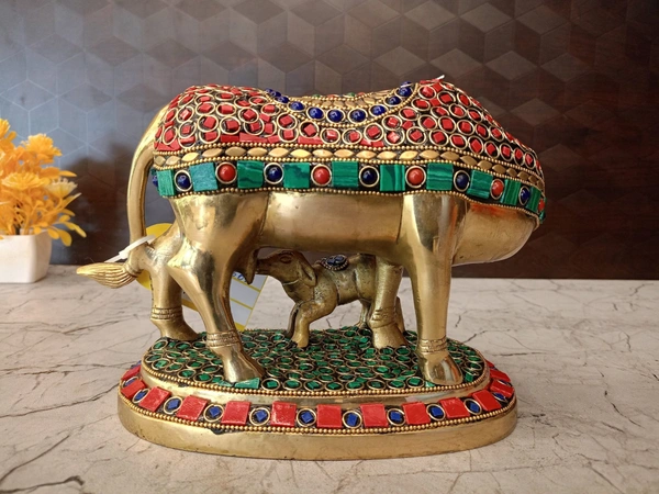 DecorsOne Brass Stone Cow and Calf Kamadhenu Idols: Divine Blessings & Exquisite Craftsmanship
