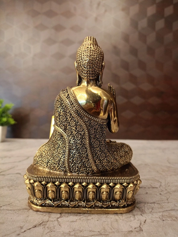 Brass Fine art Buddha Idol 