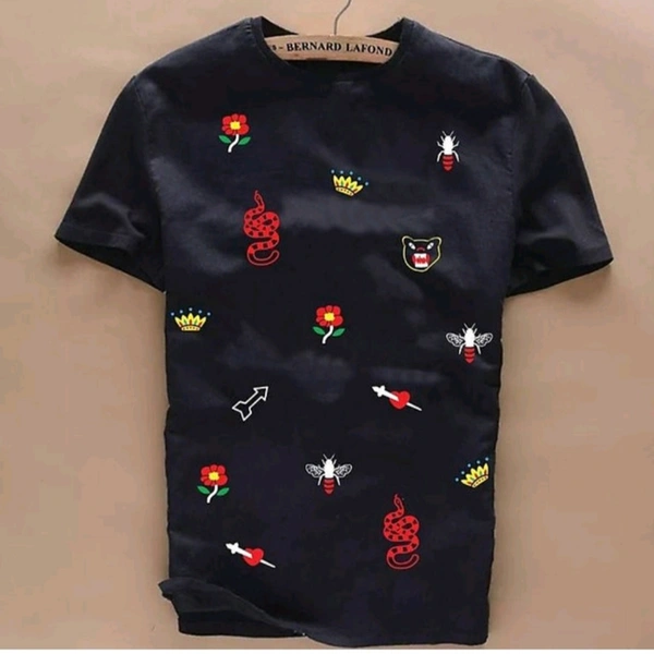 Black T Shirt For Men  - white, L