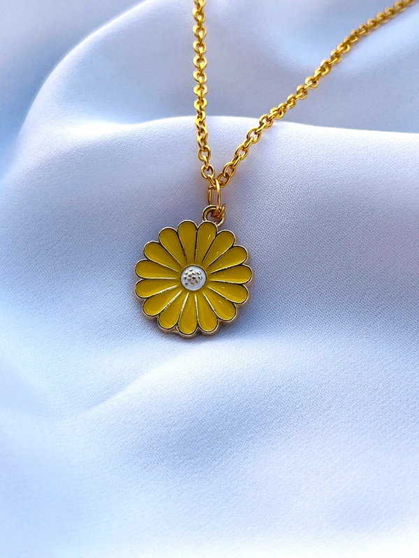 Daisy Pendant With Hoop Earrings For Girls And Women - Free, Yellow
