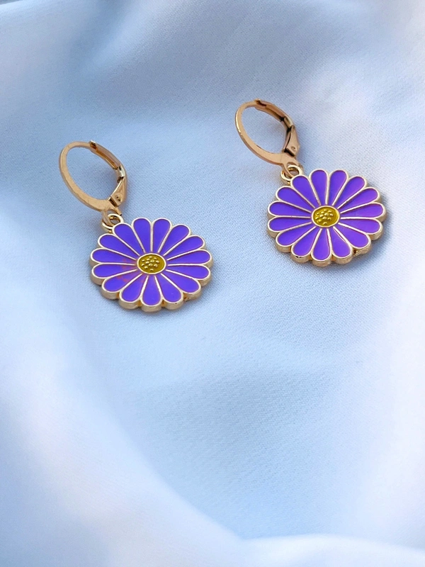 Purple Daisy Pendant With Earrings For Girls And Women - Free, Purple
