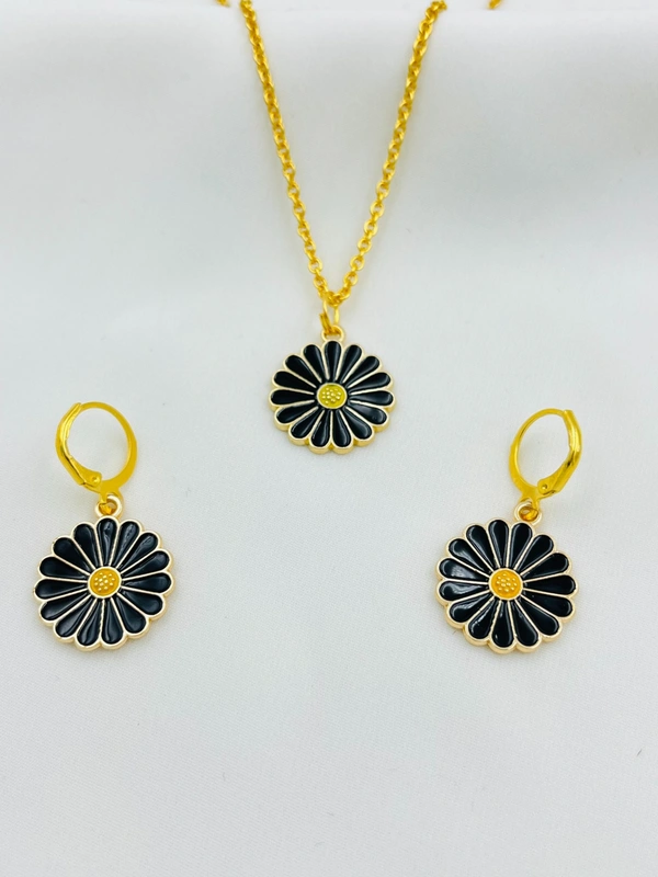 Black Daisy Pendant Wit Hoop Earring - Free, Black