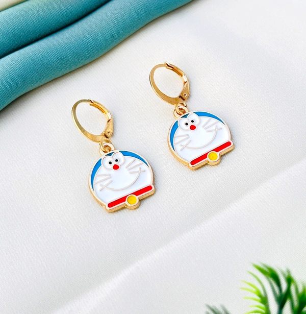Doremon Pendant For Girls And Women With Earrings - Free, Multi
