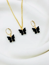 Fluttering Pendant for Girls and Women | Pendant Set And Locket - Free Size, Multicolor