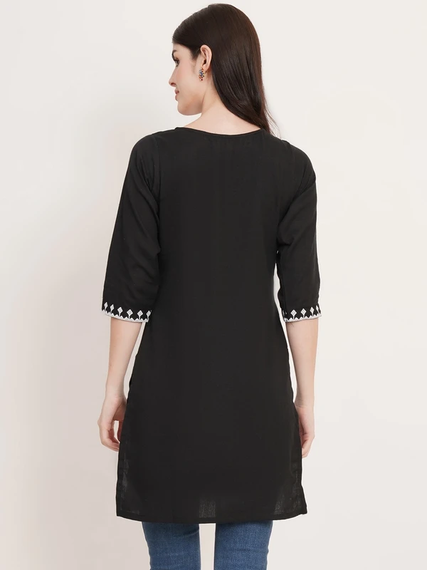 Brownverse Pure Cotton Embroidered Women Short Kurta - XS, Black