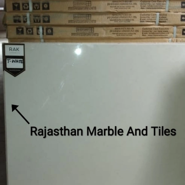 RAK FLOOR TILES 03 - 4pc, 2x2, charge extra