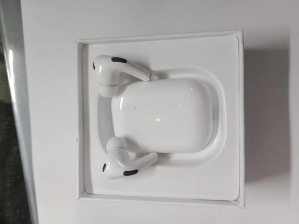 Apple Airdrop ANC 2nd Generation - white