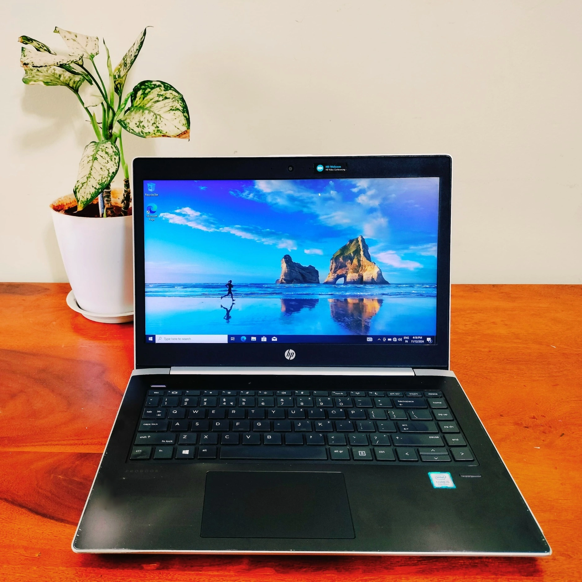 HPProbookG51880x1880px- HPProbookG51880x1880px-