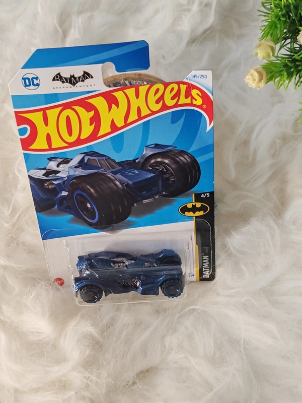 HOTWHEELS Hot Wheels 1:64 Scale|BATMAN: ARKHAM KNIGHT BATMOBILE|BATMAN|4/5|149/250