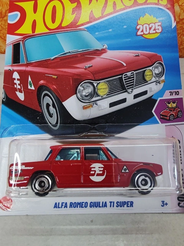 HOTWHEELS Hot Wheels 1:64 Scale | ALFA ROMEO GIULIA TI SUPER | Compact Kings | RED | 7/10 | 195/250