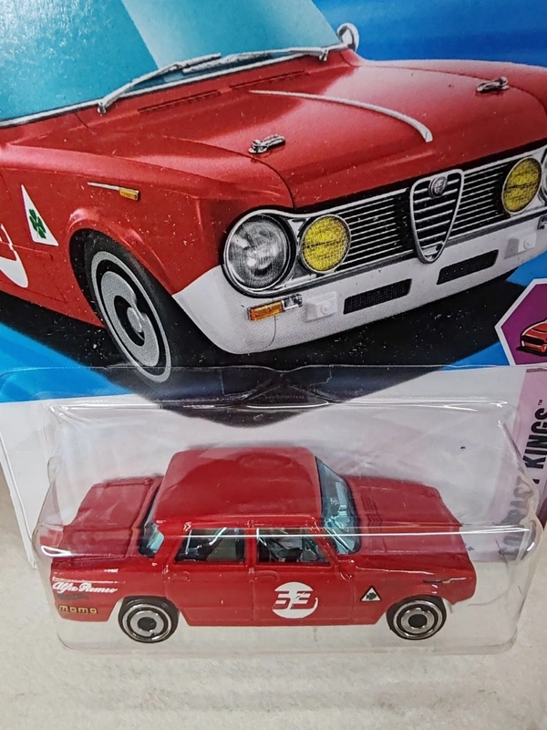 HOTWHEELS Hot Wheels 1:64 Scale | ALFA ROMEO GIULIA TI SUPER | Compact Kings | RED | 7/10 | 195/250