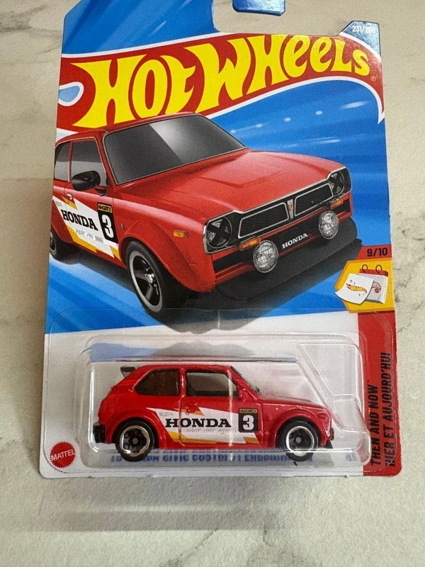 Hot Wheels 1:64 Scale | '73 HONDA CIVIC CUSTOM / PERSONNALISE | Then And Now | Spectraflame Red | Case M | 231/250