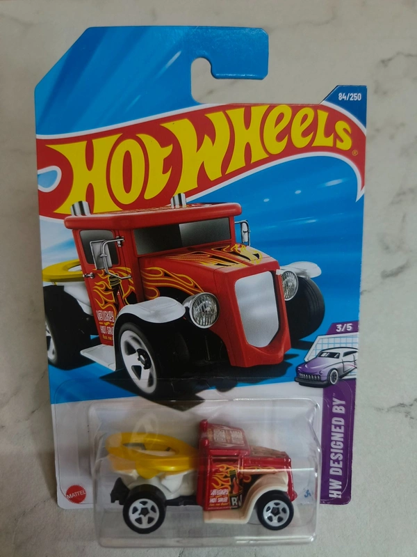 Hot Wheels 1:64 Scale | GOTTA GO | HW Designed By | Red | Case L&M | 84/250