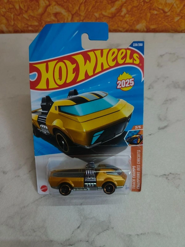 Hot Wheels 1:64 Scale | TWIN DORADO | Track Champs | Yellow | Case M | 228/250