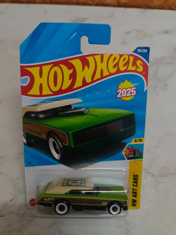 Hot Wheels 1:64 Scale | LONG BLOC | HW Art Cars | Green | Case M | 135/250