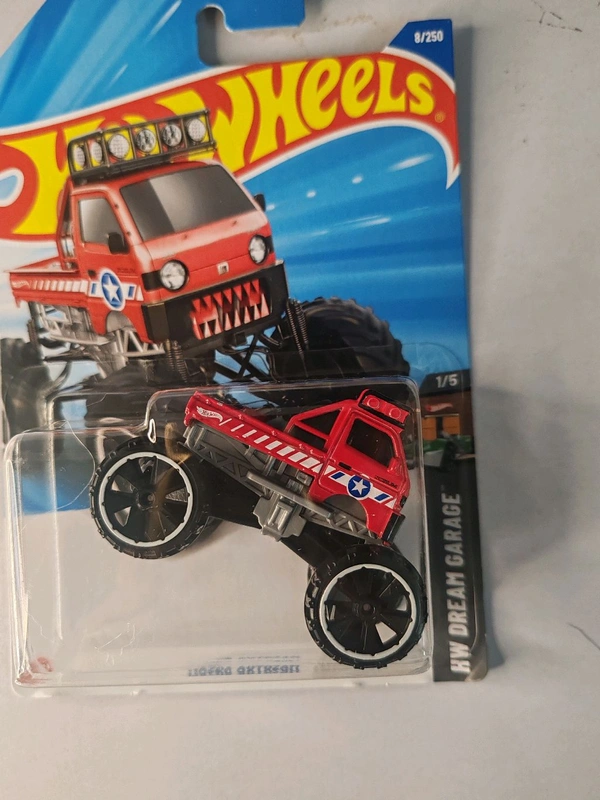 HOTWHEELS Hot Wheels 1:64 Scale | MAZDA AUTOZAM | HW DREAM GARAGE | 1/5 | 8/250