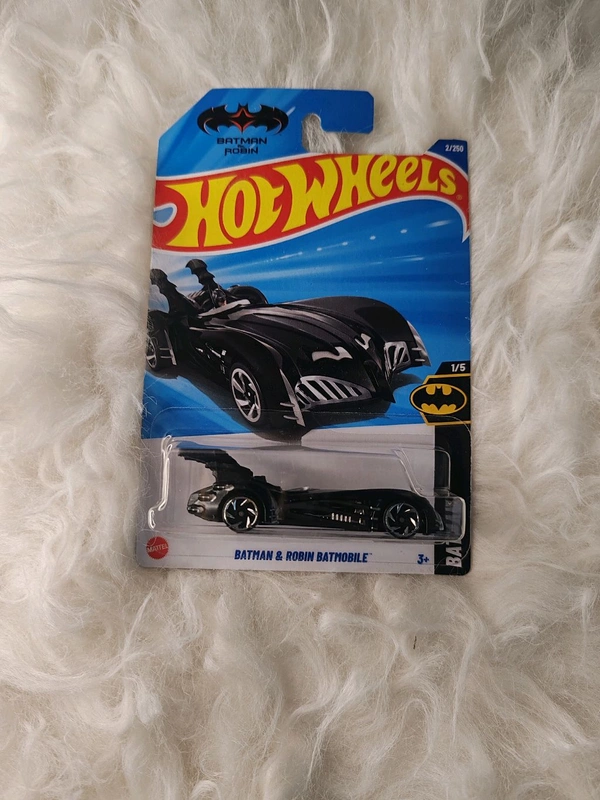 HOTWHEELS Hot Wheels 1:64 Scale | BATMAN & ROBIN BATMOBILE | BATMAN | 1/5 |2/250