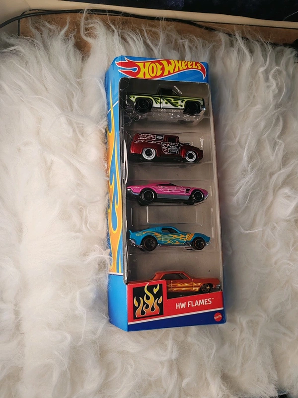 Hot Wheels Car HW FLAMES Pack of 5 ( '56 FORD F-100 | '83 CHEVY SILVERADO| '64 IMPALA | BLVD. BRUISER | MUSCLE SPEEDER )