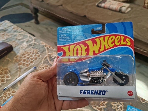 Hotwheels FERRNZO" BIKE