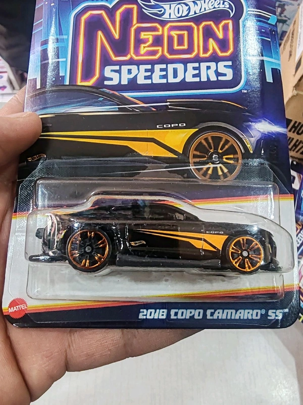 Hot Wheels NEON SPEEDERS | 2018 COPO CAMARO SS|HLH72| 7:8
