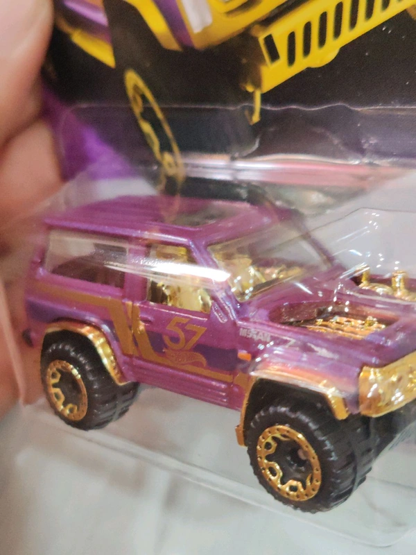 Hot Wheels 1:64 Scale| 57th Anniversary Purple and Gold Series|Nissan Patrol Custom|3/6