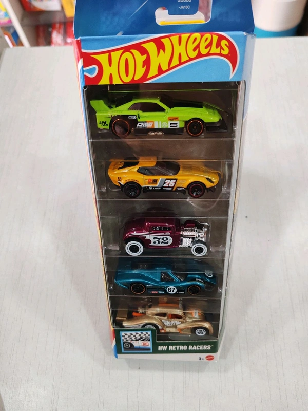 Hot Wheels RETRO RACERS Pack of 5 ( EL SEGUNDO COUPE | GT-SCORCHER | 32 FORD | VOLKSWAGEN KAFER RACER | 1967 FORD GT40 MK.IV )