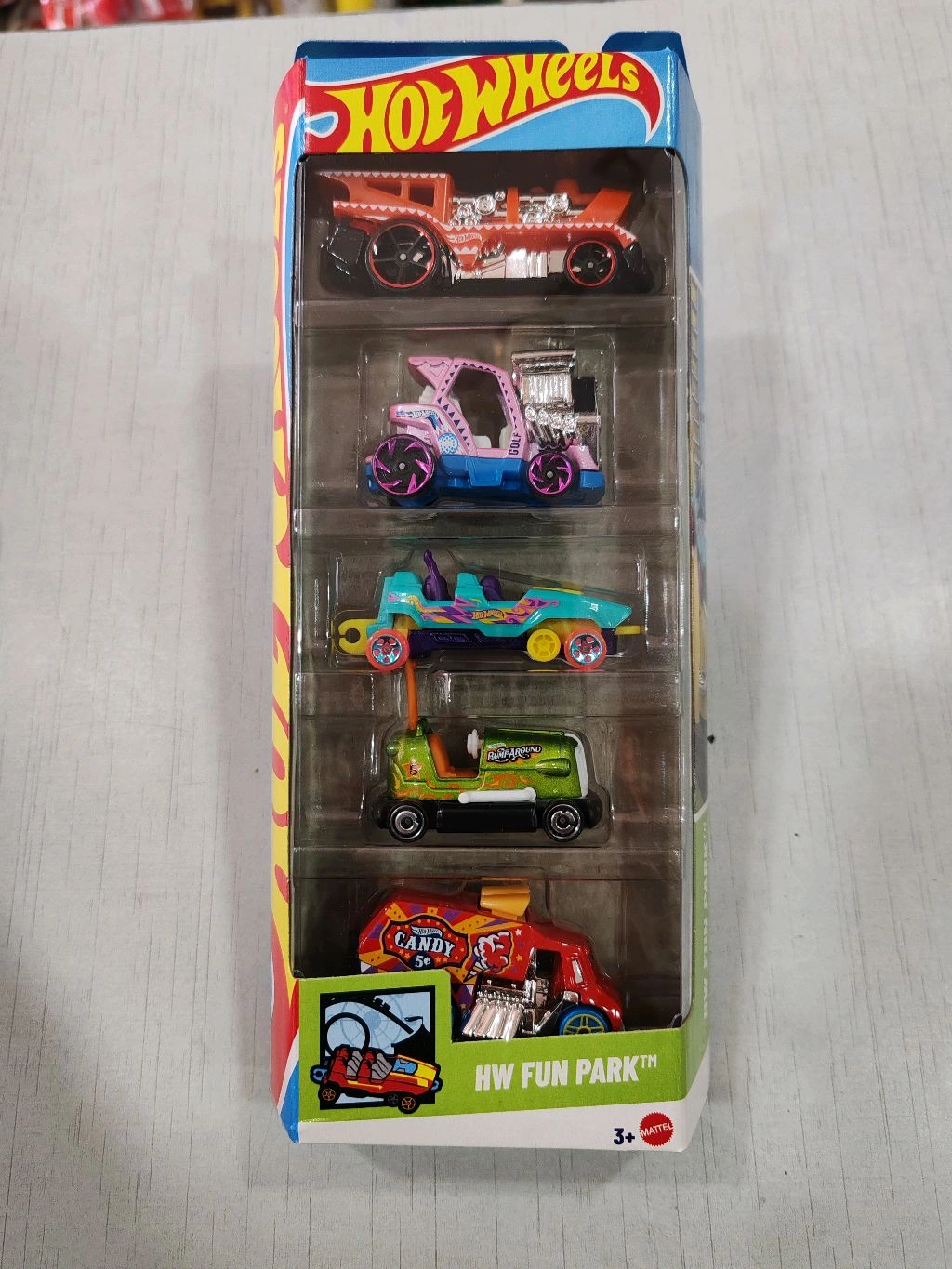 Hot Wheels HW FUN PARK Pack of BUMP AROUND™ LOOPSTER™ COOL-ONE  LOCO MOTORIN' TEE'D OFF 2)