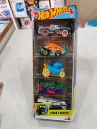 Hot Wheels STREET EASTS Pack of 5 ( DUCK N' ROLL | HOTWEILER™ | VAMPYRA™ | RATICAL RACER | PIRANHA TERROR™ )