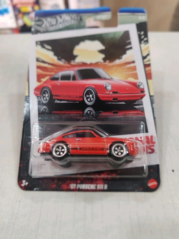 HOTWHEELS Hot Wheels SILVER SERIES | NATIONAL ICONS | SET OF 5 CARS |'60s FIAT 500 D MODIFICADO| 1971 NISSAN SYLINE HT 2000 GT-R |'67 PORSCHE 911 R | FORD GT40 |JAGUAR LIGHTWEIGHT E-TYPE | HRT81