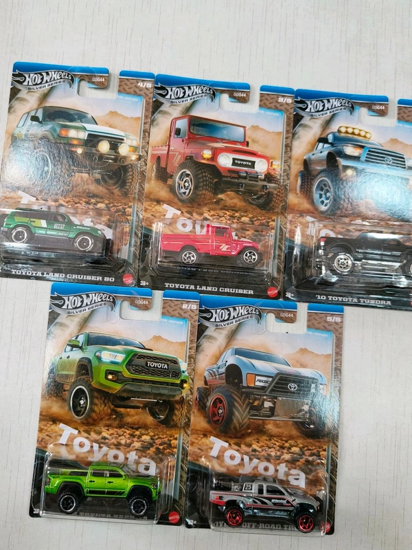 HOTWHEELS Hot Wheels SILVER SERIES | TOYOTA TRUCKS | SET OF 5 CARS |TOYOTA LAND CRUISER| TOYOTA LAND CRUISER 80 | '10 TOYOTA TUNDRA | TOYOTA OFF-ROAD TRUCK | '20 TOYOTA TACOMA | GDG44
