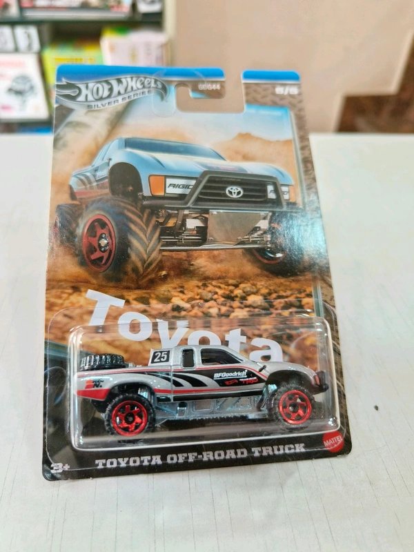 HOTWHEELS Hot Wheels SILVER SERIES | TOYOTA TRUCKS | SET OF 5 CARS |TOYOTA LAND CRUISER| TOYOTA LAND CRUISER 80 | '10 TOYOTA TUNDRA | TOYOTA OFF-ROAD TRUCK | '20 TOYOTA TACOMA | GDG44