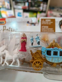 MATCHBOX  | HARRY POTTER BEAUXBATON CARRIAGE/CARROSSE DE BEAUXBATONS | ADVENTURE PACK | H1235