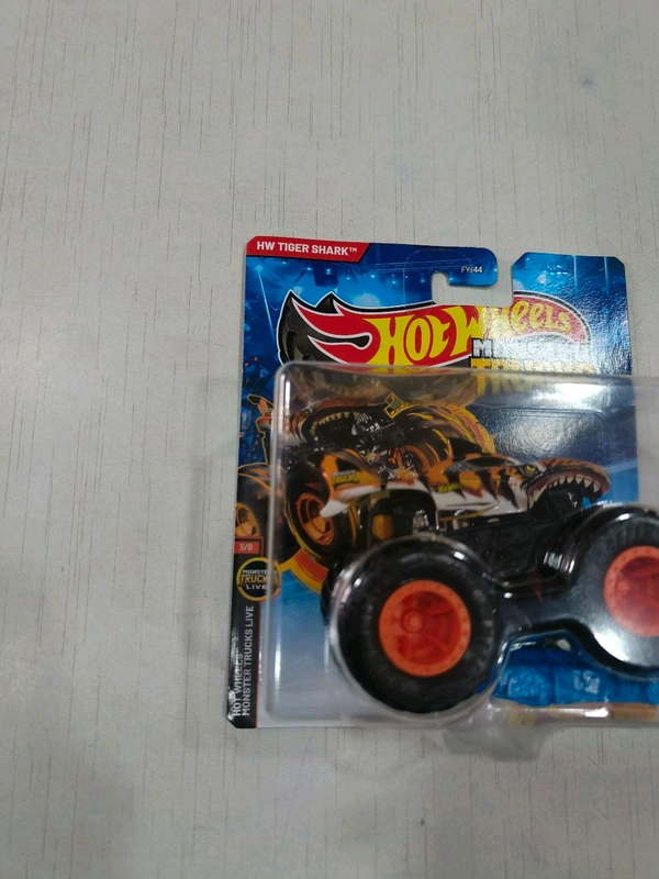 HW TIGER SHARK | HOT WHEELS  MONSTER TRUCK LIVE | HOT WHEELS MONSTER TRUCKS 1:64 SCALE | FYJ44