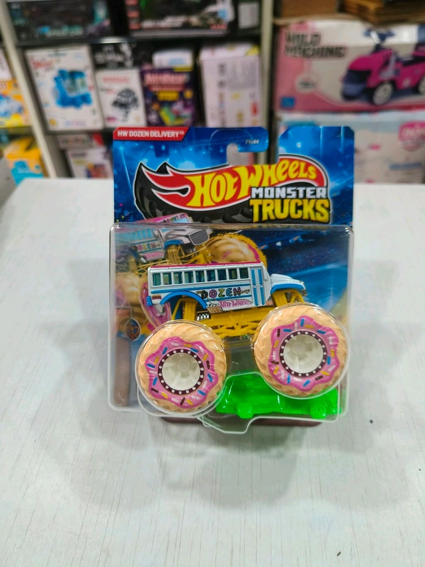HW DOZEN DELIVERY | SNACK PACK | HOT WHEELS MONSTER TRUCKS 1:64 SCALE | FYJ44