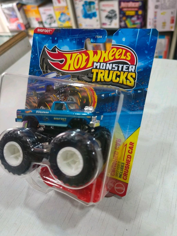 BIGFOOT | LEADING LEGENDS | HOT WHEELS MONSTER TRUCKS 1:64 SCALE | FYJ44